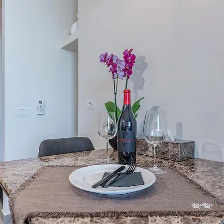 Alta Marea Apulia Sea View * باري